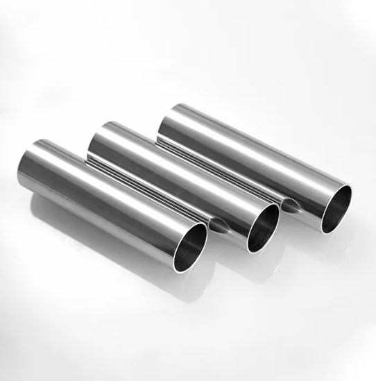 أنابيب ملحومة من التيتانيوم