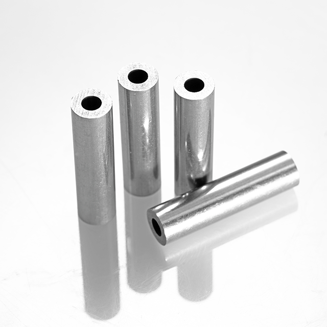 UNS N06030/DIN W. NR. 2.4603 أنابيب غير ملحومة من سبائك النيكل عالية الأداء للمواد الكيميائية القاسية